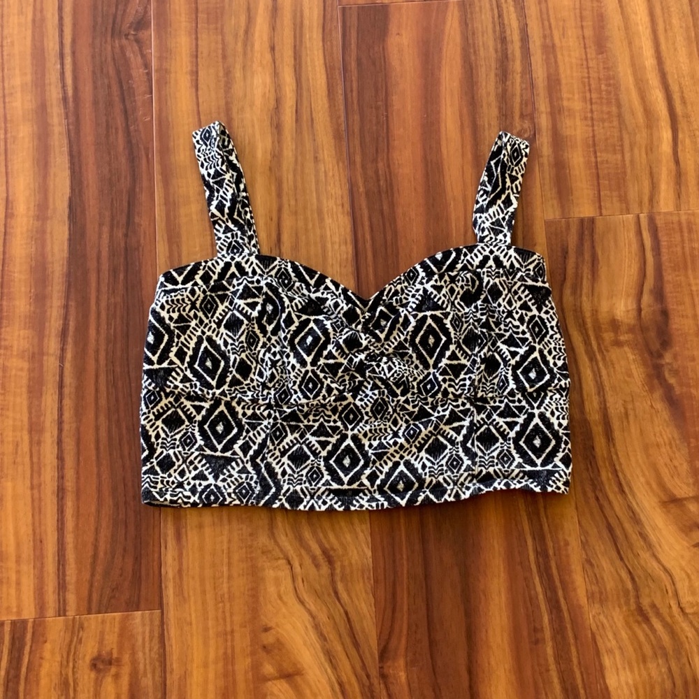 Black and white crop top